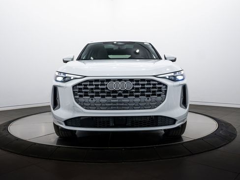 Certified 2025 Audi Q5 Premium Plus w/ Premium Plus image 23