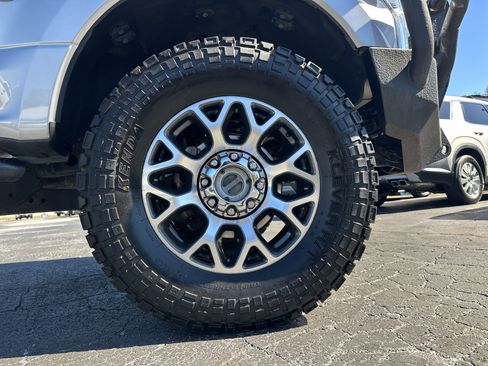 Used 2020 Ford F350 Lariat w/ Lariat Ultimate Package image 13