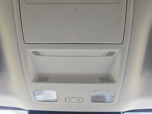 Certified 2025 Ford Maverick Tremor AWD/4WD image 24