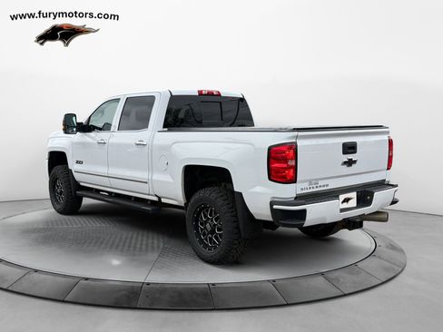 Used 2018 Chevrolet Silverado 3500 High Country w/ Duramax Plus Package image 5