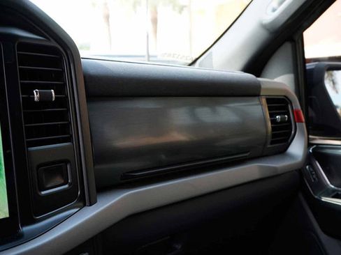 Used 2022 Ford F150 Raptor w/ Convenience Package image 97