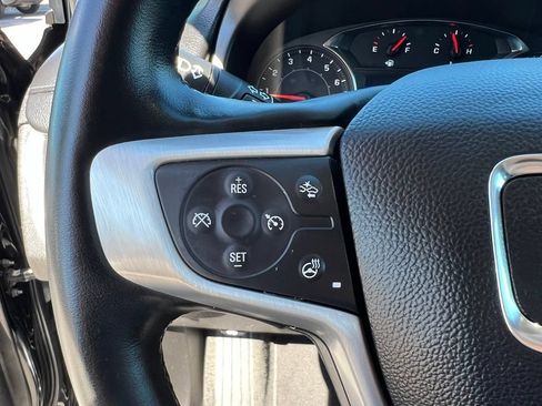 Used 2024 GMC Terrain SLT AWD/4WD image 43
