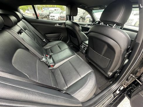 Used 2018 Kia Stinger GT AWD/4WD image 12