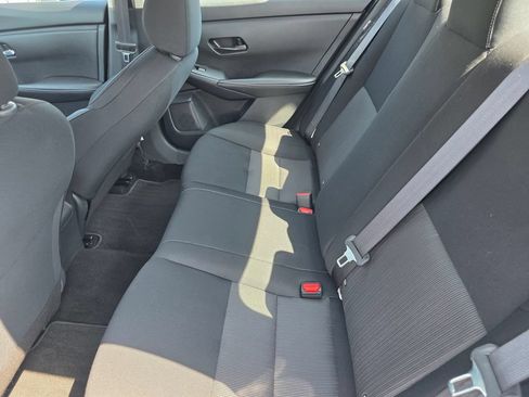 Used 2025 Nissan Sentra SV FWD image 15