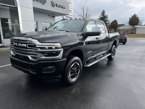 Used 2025 RAM 2500 Laramie image 24