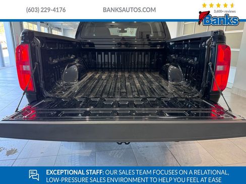 Certified 2022 Chevrolet Colorado W/T w/ Custom Special Edition image 7