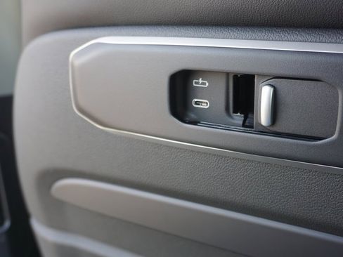 New 2026 BMW X7 xDrive40i image 18