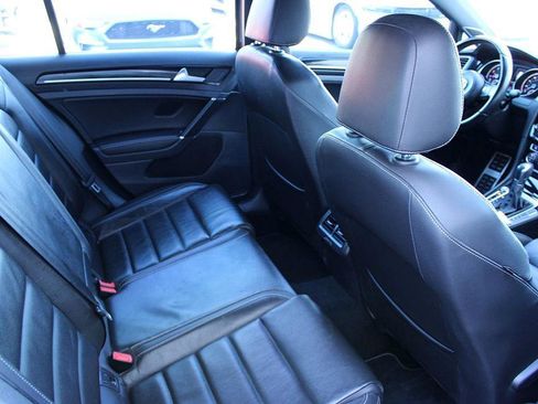 Used 2015 Volkswagen Golf R 4-Door image 17