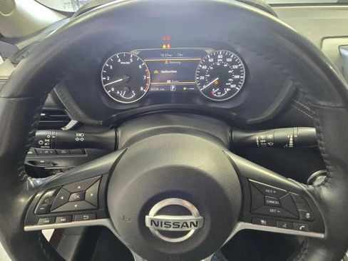 Used 2021 Nissan Sentra SV FWD image 16