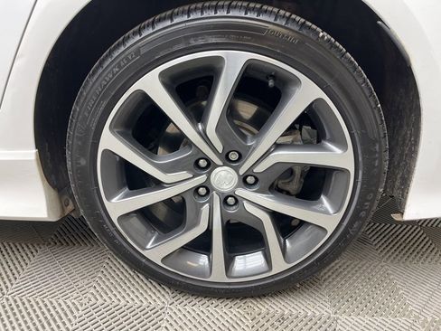 Used 2019 Buick Regal GS image 30