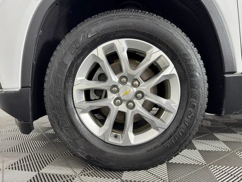 Used 2018 Chevrolet Traverse LT AWD/4WD image 46