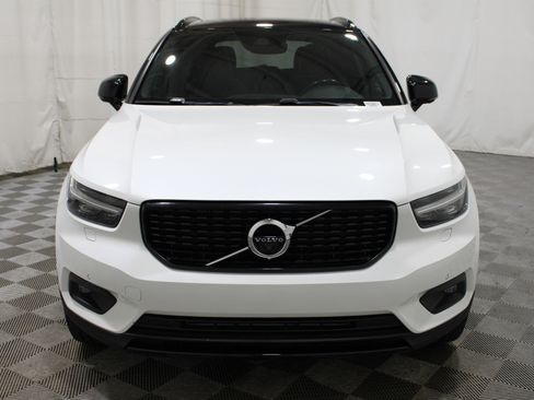 Used 2019 Volvo XC40 T5 R-Design AWD/4WD image 37