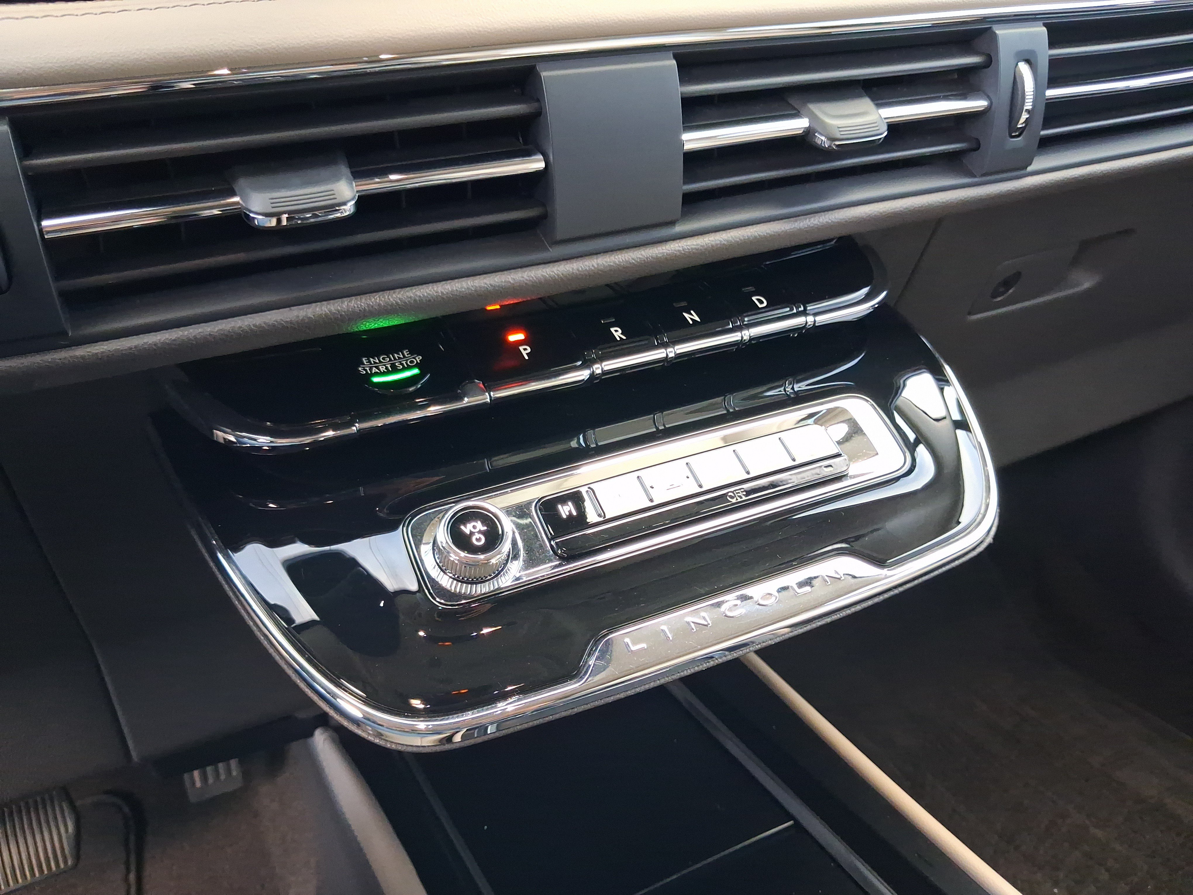 Certified 2023 Lincoln Corsair FWD image 19