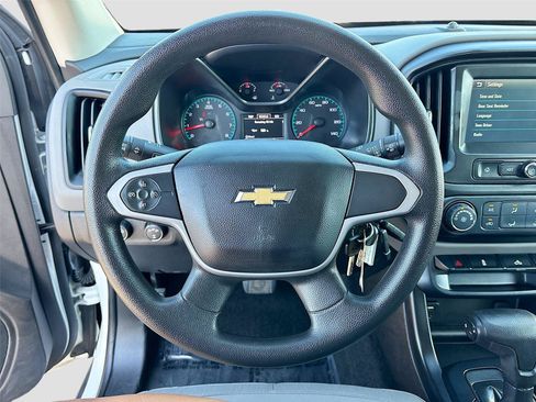 Used 2017 Chevrolet Colorado W/T w/ WT Convenience Package AWD/4WD image 11