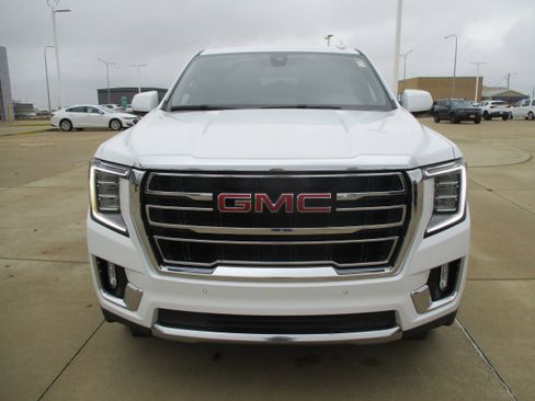 Used 2021 GMC Yukon SLT RWD image 9