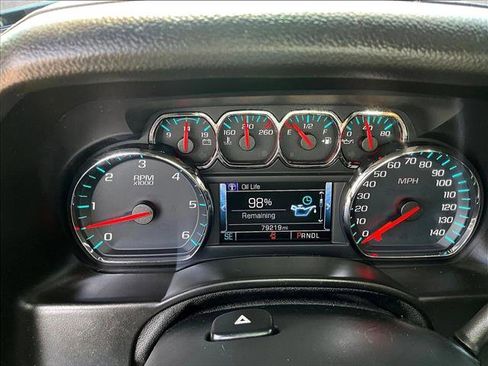 Used 2019 Chevrolet Tahoe Premier RWD image 18