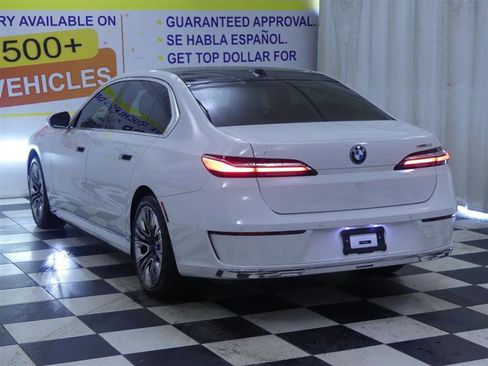 Used 2023 BMW i7 xDrive60 image 6