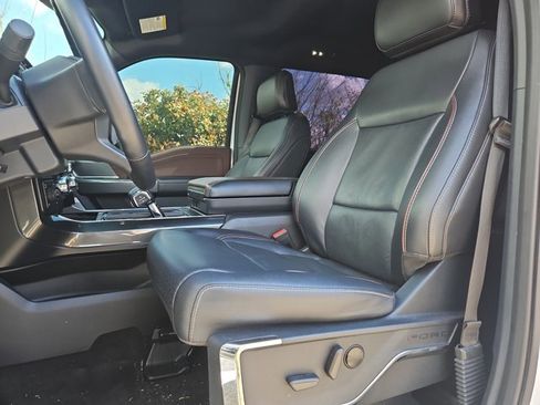 Used 2022 Ford F150 Lariat image 15