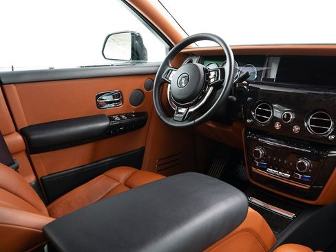 Certified 2018 Rolls-Royce Phantom Sedan image 32