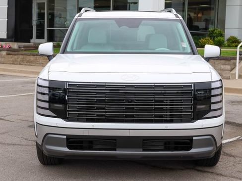 New 2026 Hyundai Palisade SEL FWD image 2