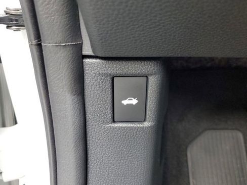 New 2026 Honda Accord LX image 25