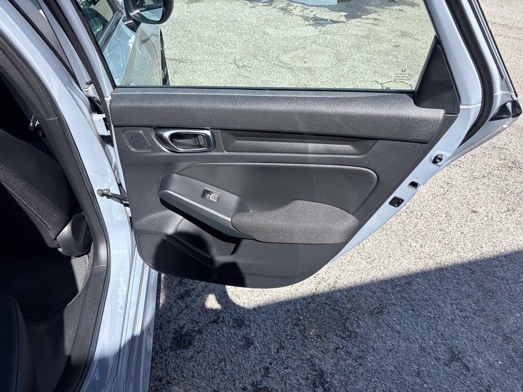 Used 2024 Honda Civic Sport image 23