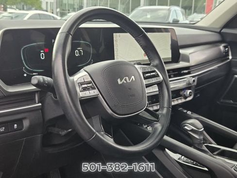Used 2025 Kia Telluride S AWD/4WD image 11