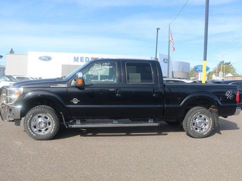 Used 2016 Ford F350 Lariat w/ Chrome Package AWD/4WD image 3