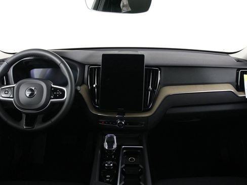 New 2026 Volvo XC60 B5 Plus AWD/4WD image 5
