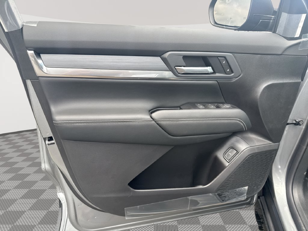New 2027 GMC Terrain Elevation w/ Elevation Premium Package AWD/4WD image 22