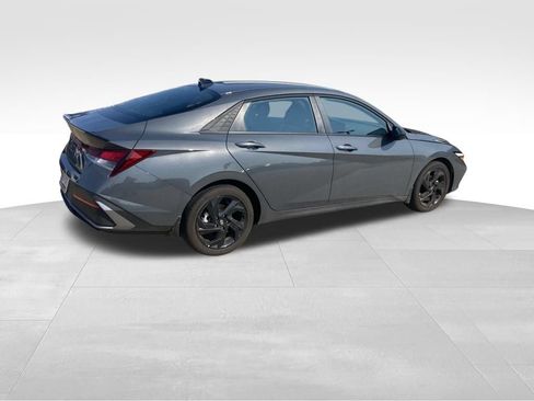 Used 2026 Hyundai Elantra Sport FWD image 16