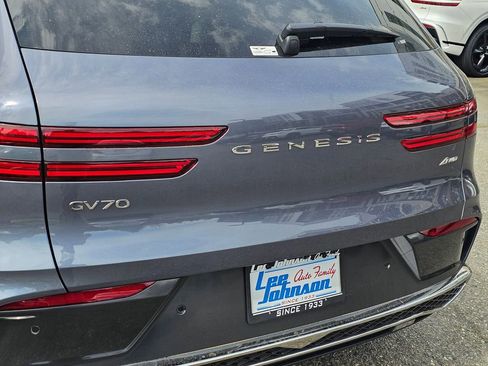 New 2026 Genesis GV70 2.5T Advanced image 25