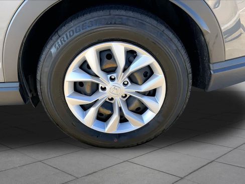 Used 2025 Honda CR-V LX image 11