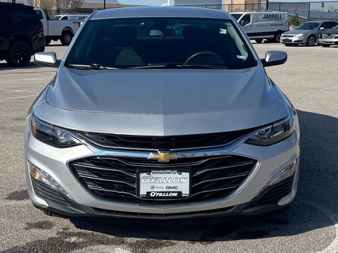 Used 2019 Chevrolet Malibu LT FWD image 4