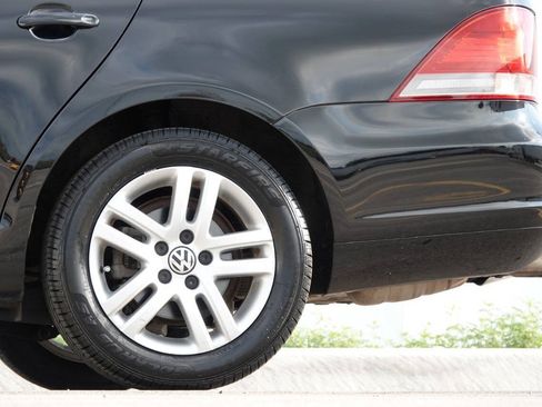 Used 2013 Volkswagen Jetta TDI FWD image 15