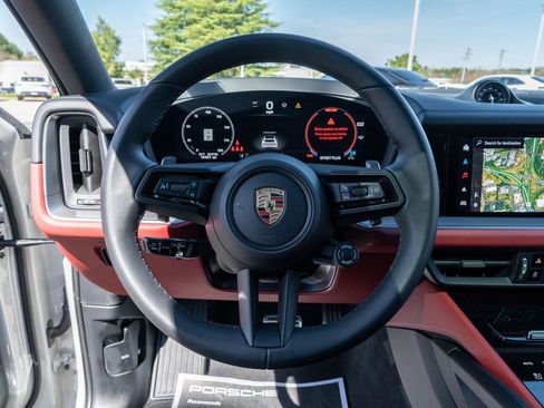 Certified 2025 Porsche Cayenne S w/ Premium Package Plus AWD/4WD image 25