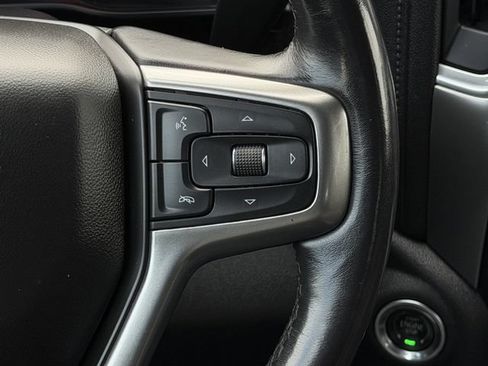 Used 2021 Chevrolet Silverado 1500 LT w/ Convenience Package II AWD/4WD image 19