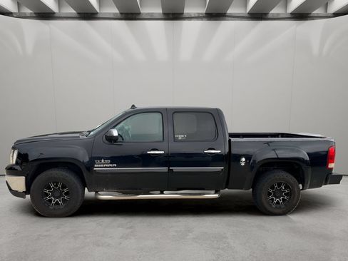 Used 2010 GMC Sierra 1500 SLE w/ Texas Edition RWD image 3