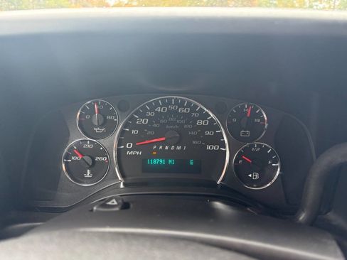 Used 2011 Chevrolet Express 3500 LT w/ LT Preferred Equipment Group image 9