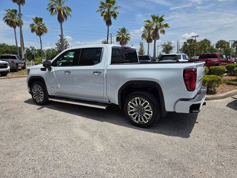 New 2026 GMC Sierra 1500 Denali Ultimate AWD/4WD image 12