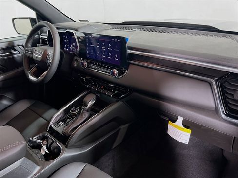 New 2026 GMC Canyon Elevation w/ Convenience Package image 23