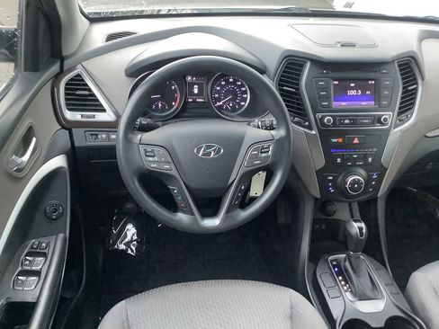 Used 2018 Hyundai Santa Fe Sport FWD image 10