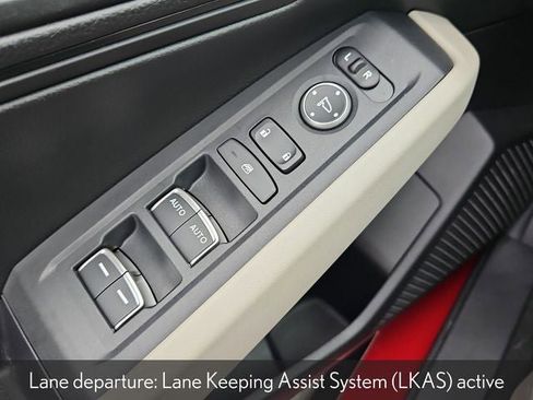 Certified 2025 Honda Accord LX image 29