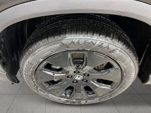 New 2026 Honda Pilot Black Edition image 11