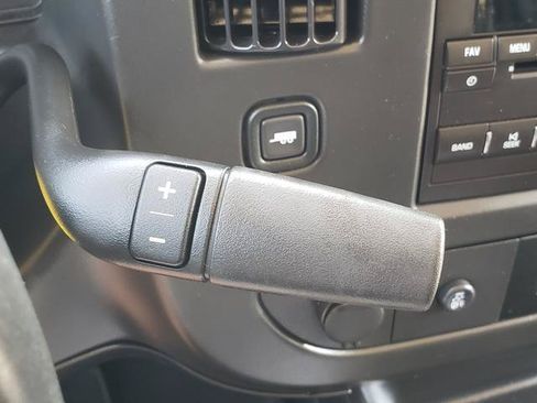 Used 2016 Chevrolet Express 2500 LS RWD image 21