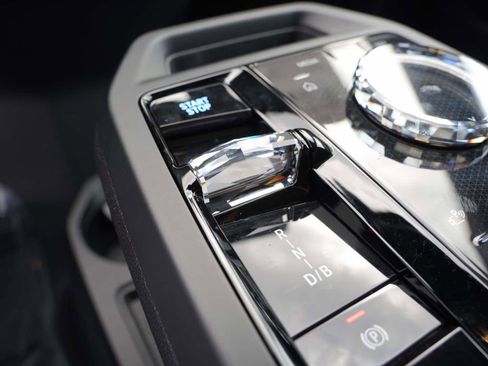 Used 2026 BMW iX M70 image 28