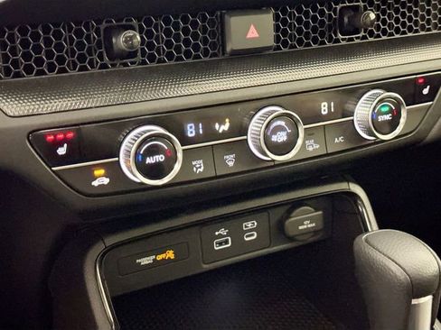 Certified 2025 Honda CR-V EX image 39