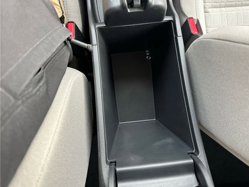 New 2026 Honda HR-V LX image 33