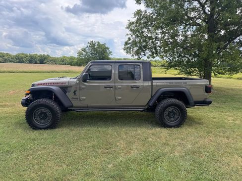 Used 2020 Jeep Gladiator Rubicon AWD/4WD image 7