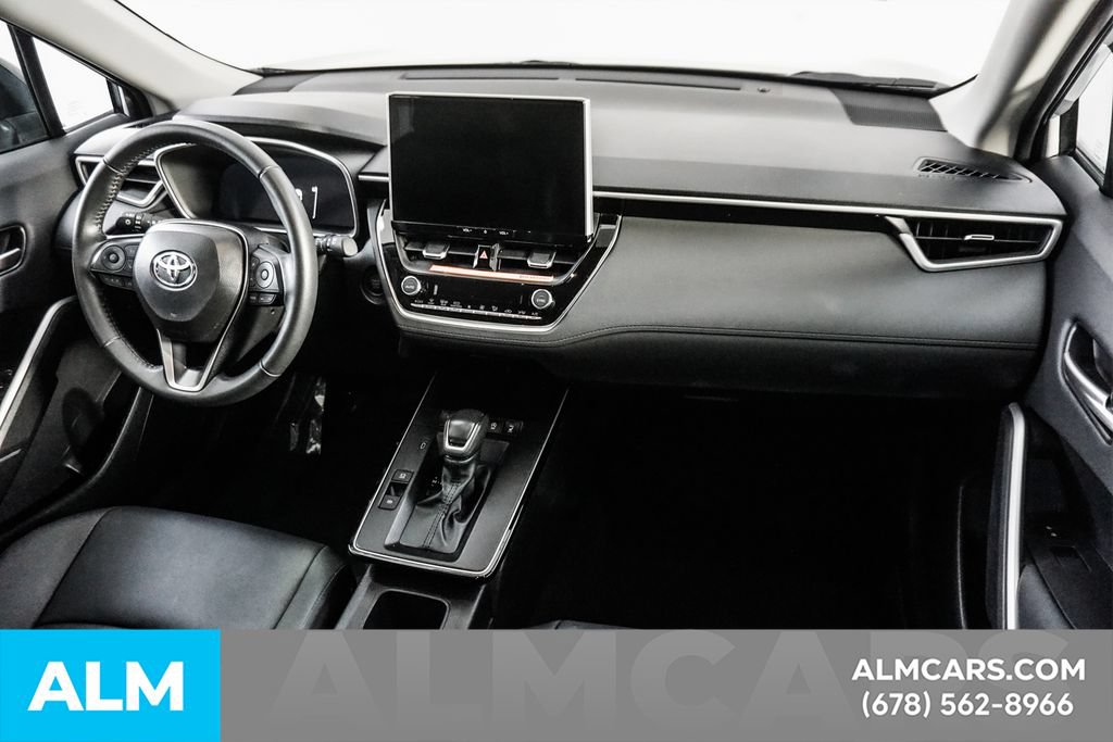 Used 2026 Toyota Corolla Cross XLE FWD image 15